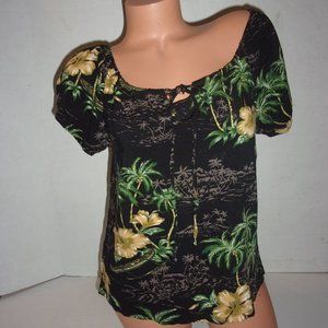 Aloha Hut Hawaii Rayon Top